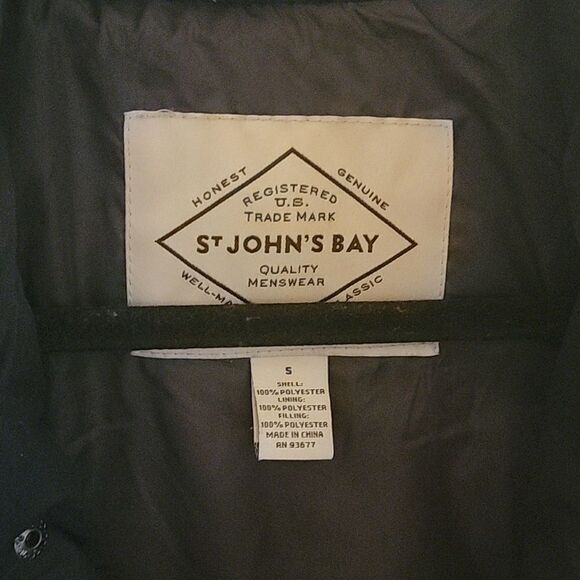 St. Johns Bay puffer vest - Picture 2 of 2